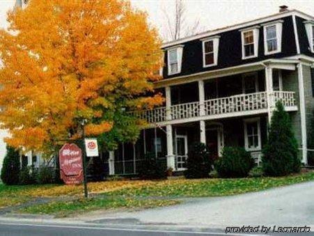 Maplehurst Inn Peterborough 外观 照片